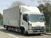 いすゞフォワードアルミウイング中型（4t）[写真01]