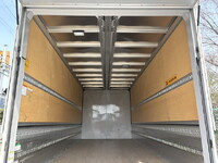 いすゞフォワードアルミウイング中型（4t）[写真10]