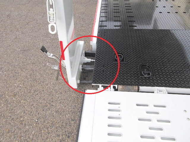 三菱ふそうキャンターキャリアカー小型（2t・3t）[写真16]