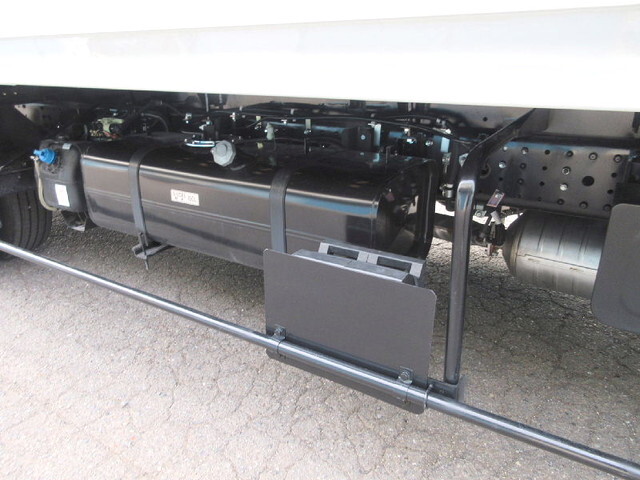 三菱ふそうキャンターキャリアカー小型（2t・3t）[写真23]