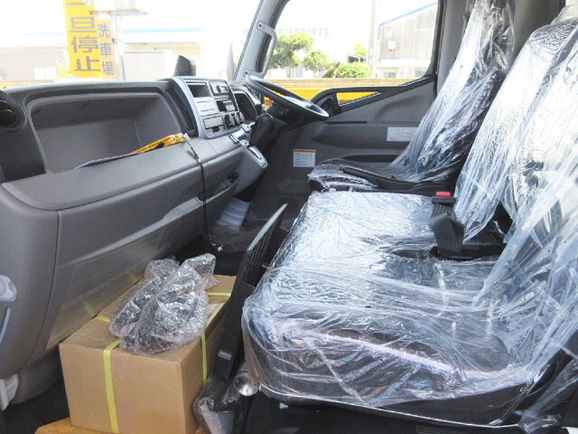 三菱ふそうキャンターキャリアカー小型（2t・3t）[写真27]