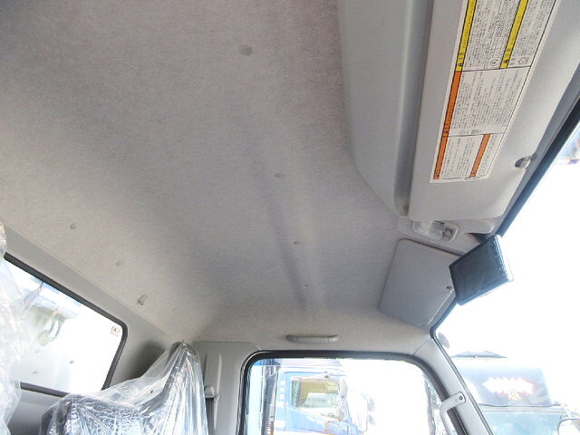 三菱ふそうキャンターキャリアカー小型（2t・3t）[写真30]