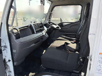 日産アトラスアルミバン小型（2t・3t）[写真12]