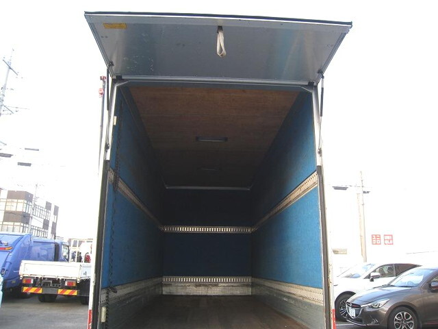 日産アトラスアルミバン小型（2t・3t）[写真22]
