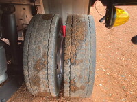 いすゞギガセルフローダー大型（10t）[写真24]