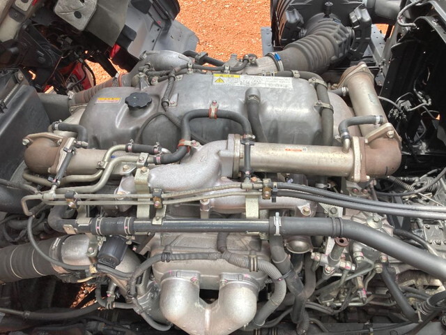 いすゞギガセルフローダー大型（10t）[写真32]