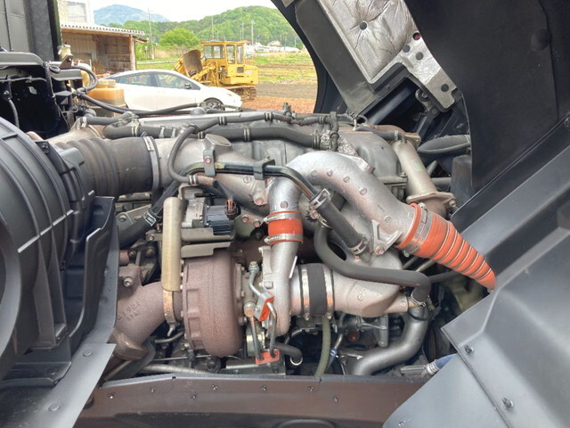 いすゞギガセルフローダー大型（10t）[写真33]