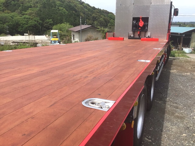 いすゞギガセルフローダー大型（10t）[写真09]