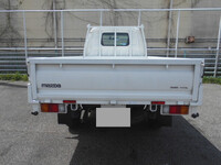 マツダボンゴ平ボディ小型（2t・3t）[写真11]