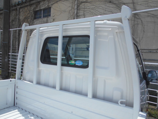 マツダボンゴ平ボディ小型（2t・3t）[写真14]