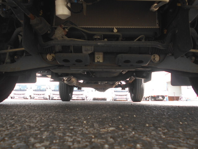 マツダボンゴ平ボディ小型（2t・3t）[写真19]