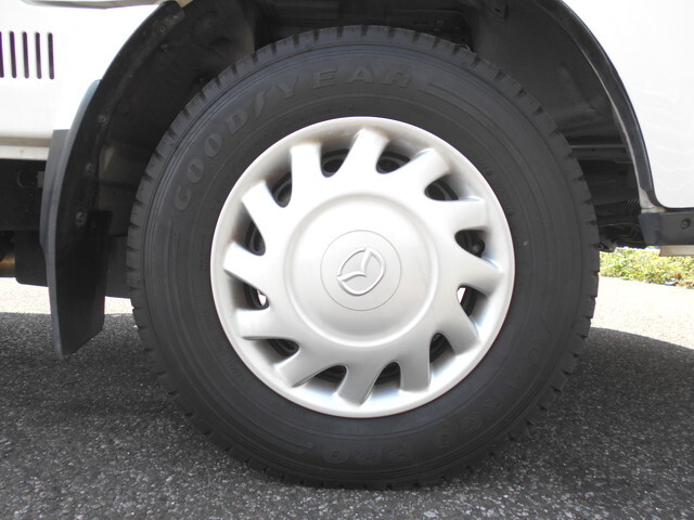 マツダボンゴ平ボディ小型（2t・3t）[写真21]