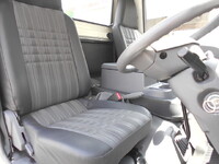 マツダボンゴ平ボディ小型（2t・3t）[写真26]