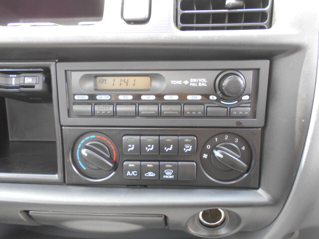 マツダボンゴ平ボディ小型（2t・3t）[写真30]