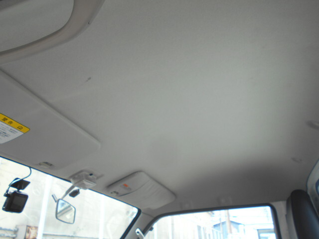 マツダボンゴ平ボディ小型（2t・3t）[写真35]