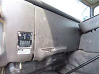 いすゞギガバルク車（粉粒体運搬車）大型（10t）[写真22]