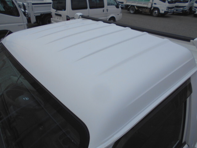 日産バネット平ボディ小型（2t・3t）[写真16]