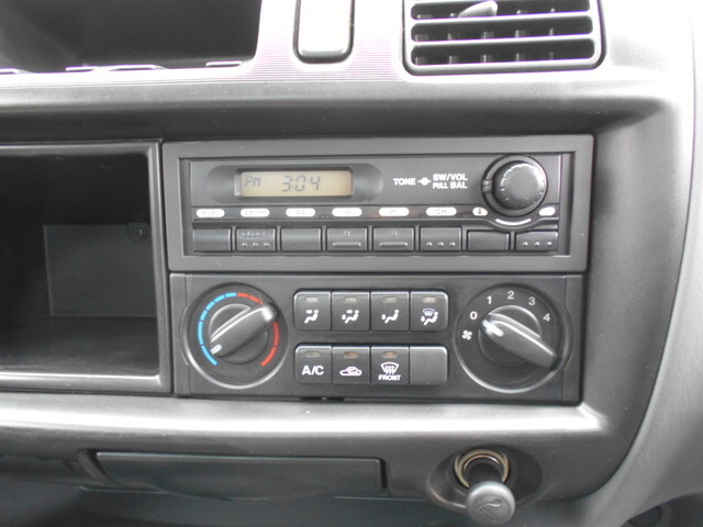 日産バネット平ボディ小型（2t・3t）[写真33]