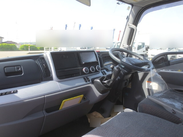 三菱ふそうキャンターダンプ小型（2t・3t）[写真14]