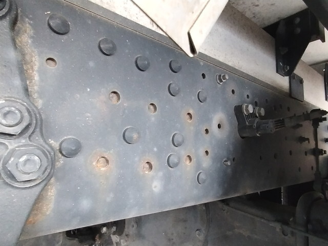 三菱ふそうファイターアルミウイング中型（4t）[写真12]