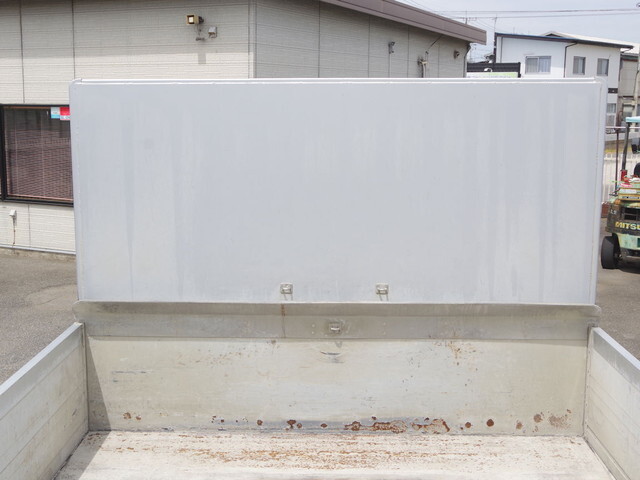 いすゞフォワードアルミブロック中型（4t）[写真11]