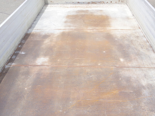 いすゞフォワードアルミブロック中型（4t）[写真12]