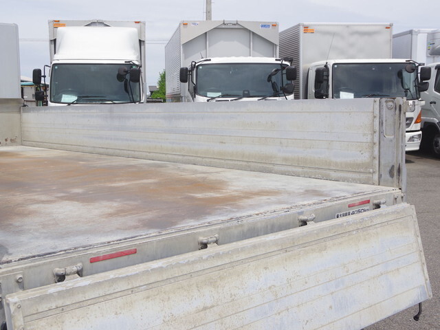 いすゞフォワードアルミブロック中型（4t）[写真14]