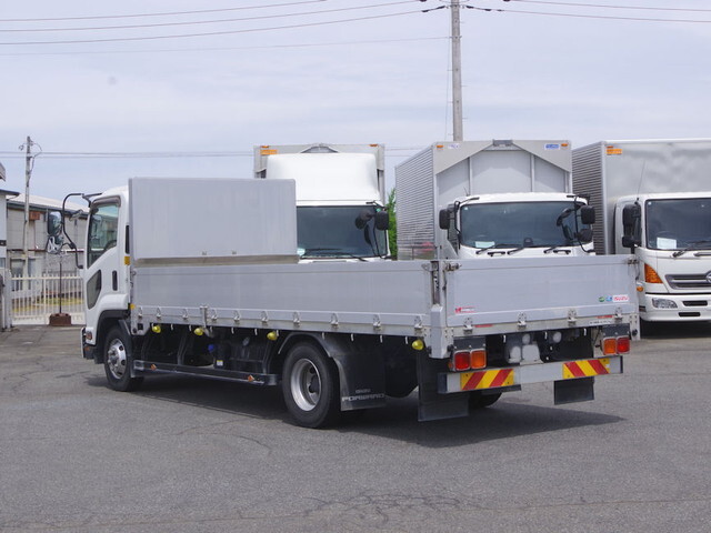 いすゞフォワードアルミブロック中型（4t）[写真02]