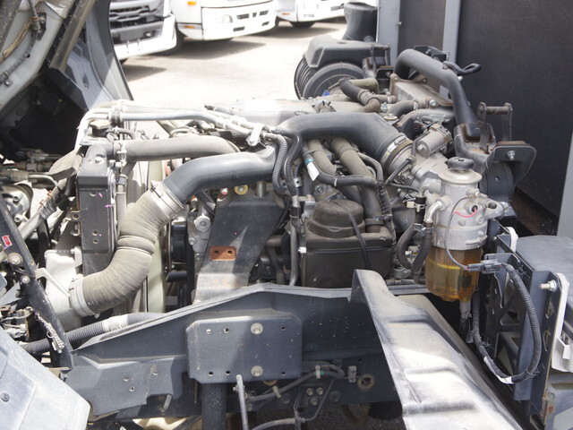 いすゞフォワードアルミブロック中型（4t）[写真21]