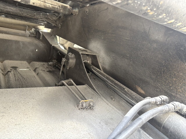 三菱ふそうファイターパッカー車（塵芥車）中型（4t）[写真13]