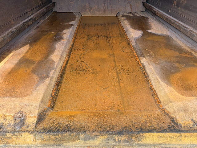 三菱ふそうファイターパッカー車（塵芥車）中型（4t）[写真19]