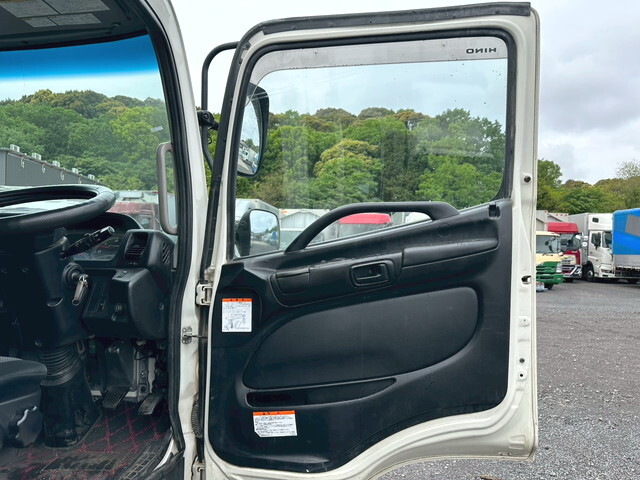 日野レンジャークレーン4段増トン（6t・8t）[写真18]