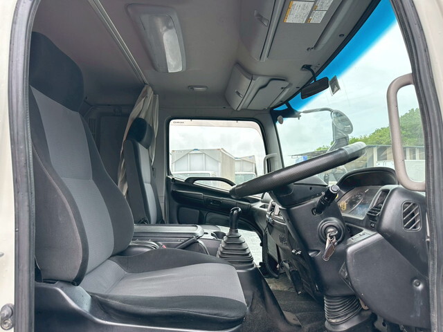 日野レンジャークレーン4段増トン（6t・8t）[写真19]