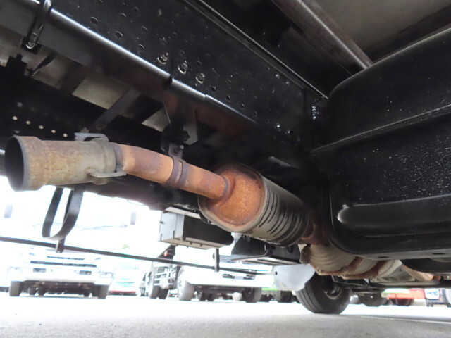 いすゞエルフアルミウイング小型（2t・3t）[写真13]