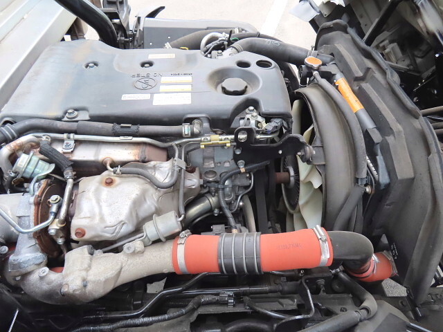 いすゞエルフアルミウイング小型（2t・3t）[写真15]