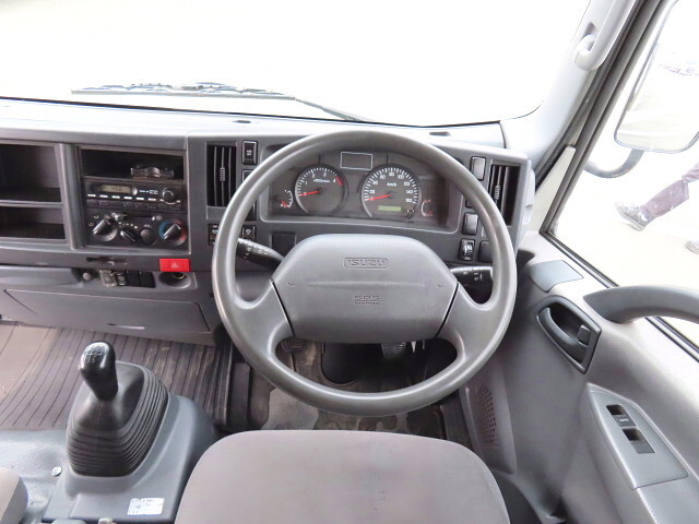 いすゞエルフアルミウイング小型（2t・3t）[写真22]