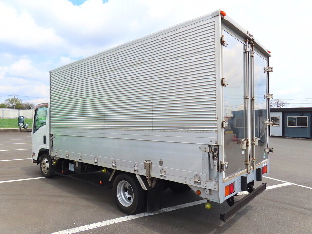 いすゞエルフアルミウイング小型（2t・3t）[写真04]