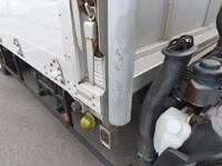 いすゞエルフアルミウイング小型（2t・3t）[写真41]