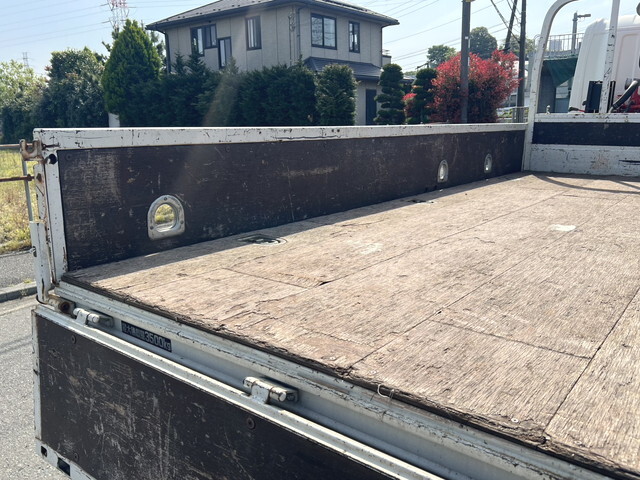 トヨタトヨエースクレーン4段小型（2t・3t）[写真10]