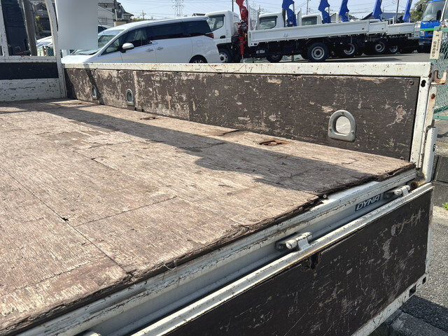 トヨタトヨエースクレーン4段小型（2t・3t）[写真11]