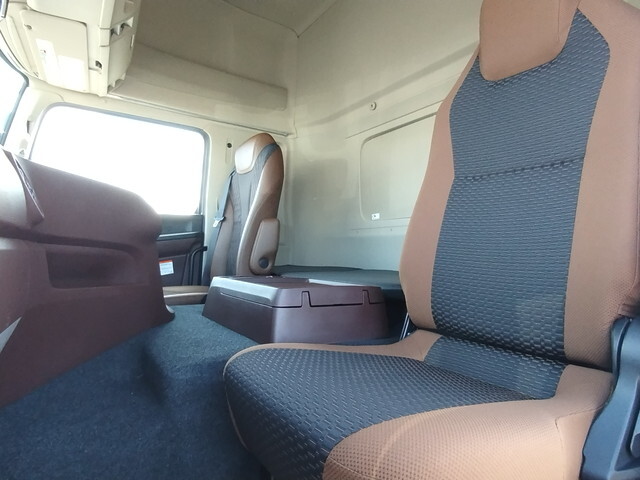 日野プロフィア深ダンプ（土砂禁ダンプ）大型（10t）[写真26]