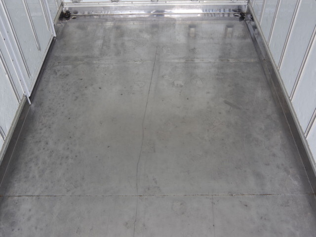 三菱ふそうキャンター冷凍車（冷蔵車）小型（2t・3t）[写真13]