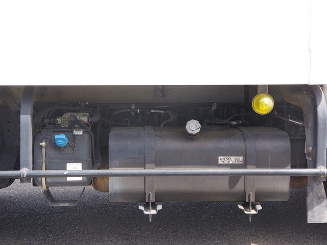 三菱ふそうキャンター冷凍車（冷蔵車）小型（2t・3t）[写真18]