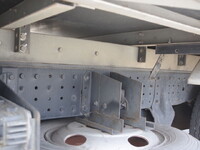 三菱ふそうキャンター冷凍車（冷蔵車）小型（2t・3t）[写真07]