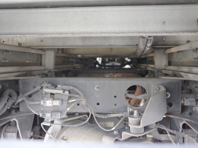 三菱ふそうキャンター冷凍車（冷蔵車）小型（2t・3t）[写真09]