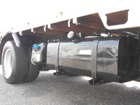 三菱ふそうキャンター平ボディ小型（2t・3t）[写真20]