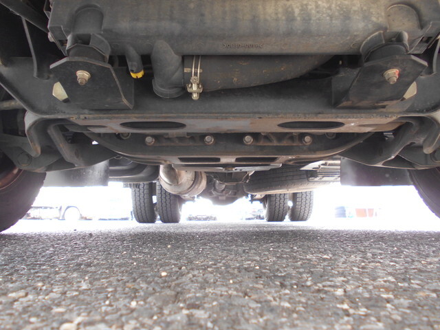 三菱ふそうキャンター平ボディ小型（2t・3t）[写真20]