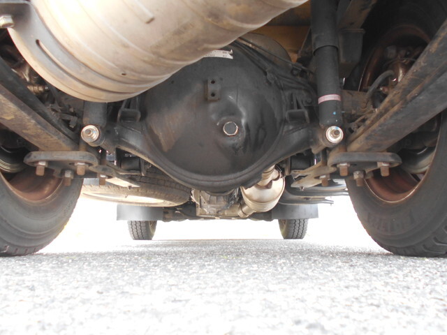 三菱ふそうキャンター平ボディ小型（2t・3t）[写真21]