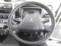 三菱ふそうキャンター平ボディ小型（2t・3t）[写真29]