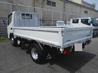 三菱ふそうキャンター平ボディ小型（2t・3t）[写真02]